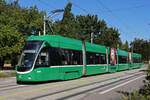 Be 6/8 Flexity 5044, auf der Linie 6, bedient am 26.09.2023 die Haltestelle Weilstrasse.