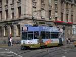 Motorwagen mit der Betriebsnummer 479 und der IWB Vollwerbung mit einer Fahrschule am Aeschenplatz in Basel unterwegs.