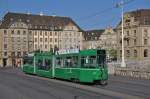 Be 4/6 S 674 auf der Linie 15 überquert die Mittlere Rheinbrücke. Die Aufnahme stammt vom 21.06.2014.