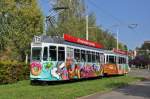 Be 4/4 457 zusammen mit dem B 1473 mit der Graffiti Werbung für H&M Home auf der Linie 15 kurz nach der Haltestelle Bruderholz.