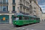 Doppeltraktion Be 4/6 Düwag 653 und 645 auf der Linie 2 fahren zur Haltestelle Markthalle.