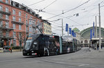 Be 6/8 Flexity 5010, mit einer Werbung für Turkish Airlines, auf der Linie 8, verlässt die Haltestelle Bahnhof SBB. Die Aufnahme stammt vom 08.03.2016.