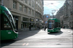 . Fotografisch schwierige Lichtverhältnisse -

An der Schifflände in Basel begegnen sich zwei Flexity 2-Trams.

14.03.2016 (M)