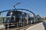 Be 6/8 Flexity 5010, mit einer Werbung für Turkish Airlines, wartet an der Endstation der Linie 8 in Weil am Rhein. Die Aufnahme stammt vom 23.06.2016.