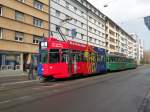 Motorwagen 490 und die beiden B4 1477 und 1439 an der Haltestelle Gewerbeschule auf der Lnie 2.