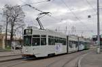 Be 4/6 S 683 mit der Pro Innerstadt Werbung zusammen mit dem B 1437 auf der Linie 2 an der Endstation beim Badischen Bahnhof.