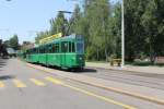 Basel BVB Tram 16 (SWP/BBC Be 4/4 463 + FFA/SWP B 1477) Bruderholzallee am 3.