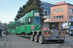 Am 17.und 18.01.2017 werden die ersten vier Be 4/6S der Serie 659 bis 686 auf einen Spezial Lastwagen verladen und ein kurzes Stück auf der Strasse zu einem Verladeplatz gefahren.