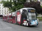 TPG - Tram Be 6/8 886 unterwegs auf der Linie 14 in der Stadt Genf am 15.05.2011