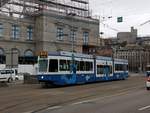 Linie 13 Wagennummer 2111 beim Bahnhofplatz.