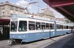 Zürich VBZ Tramlinie 14 (SWS/BBC-Be 4/6 2012 + SWS/BBC-Be 4/6 2311, Baujahre 1976 bzw. 1978) Bahnhofplatz am 26. Juli 1993. - Scan eines Farbnegativs. Film: Kodak Gold 200-3. Kamera: Minolta XG-1.