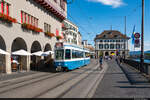 Am 25.06.2022 ist VBZ Be 4/6 2068 bei Helmhaus, Zürich