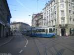 Be 4/6 2049+2301 am 17.10.08 beim Bahnhof Enge. Der Be 4/6 2049 war am 23.11.07 beim Schwamendingerplatz bei einem schweren Zusammenstoss verwickelt und erheblich beschdigt. Nach dessen Reparatur durfte der 2049 wieder auf die Linie 7, zusammen mit der blinden Kuh 2301, die davor jahrelang mit dem immer gleichen Zugfahrzeug auf der Linie 14 unterwegs war.