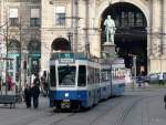 VBZ - TRAM Be 4/6 2014 + Be 4/6 unterwegs auf der Linie 11 in Zrich am 23.01.2011