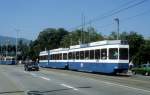 Zrich VBZ Tram 9 (Be 2/4 2420 + Be 4/6 2086) Quaibrcke / Brkliplatz am 20. Juli 1990.