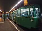 BVB B4s 1505 in der Mitte eines Typischen Cornicons zugs auf der Linie 6 Riehen Grenze am badischen Bahnhof Datum 4.12.23