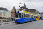 Doppeltraktion, mit dem Be 4/8 259 im BTB Look zusammen mit dem Be 4/6 201, auf der Linie 17, überquert die Mittlere Rheinbrücke.