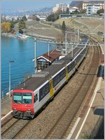 10 Jahre digitale Fotografie - und was sich in dieser eigentlich kurzen Zeit alles verändert hat!
Am 14. März 2006 steht ein NPZ als RER Vaud auf dem Weg nach Lausanne im Einsatz und konnte bei der Haltestelle Veytaux Chillon fotografiert werden. 
