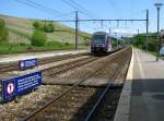 Doppelstckiger TER-Triebzug der SNCF bei der Durchfahrt durch La Plaine. Besten dank an den Lokfhrer fr den wohl nett gemeinten Hornstoss! Nur schade, dass ich vor Schreck viel zu frh ausgelst habe... (1.Mai 2009)