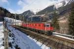 Re 6/6 11676 und Re 4/4 II 11349 am 23.01.2016 bei Rodi-Fiesso.