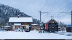Überfuhr der Gotthardbahn  Rotary  Xrot 100 mit dem  Habersack  Eb 3/5 5819 vom Depot Arth-Goldau in den Bahnpark Brugg am 17. Januar 2021. Hier bei Hendschiken.