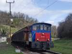 So wie es aussieht, werden hier demnchst die Oberleitungsmasten erneuert. Tm 232 132-1 aus Richtung St. Margrethen kommend bei der Einfahrt in den Bahnhof Au SG am 13.04.2013.