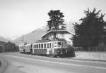 TPC: AOMC Regionalzug mit dem BDeh 4/4 11 (1954) + B2 + B2 auf dem alten Strassen-Streckenabschnitt bei Aigle im Frühjahr 1979.