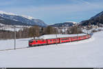 RhB Ge 4/4 II 614 mit RE Scuol-Tarasp - Disentis am 14. Februar 2021 zwischen Castrisch und Ilanz.