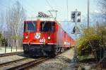 RhB Regionalzug 755 von Chur nach Disentis am 11.04.1992 kurz vor Domat Ems mit E-Lok Ge 4/4 II 623 - FO B ....