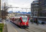 RhB_Chur-Arosa__Zug der Arosa-Bahn mit ABe 8/12 Nr.3512 [ Allegra  Zweispannungs-Triebzug (ZTZ)] als Straßenbahn in Chur.__26-02-2024