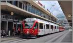 R1425 mit Allegra 3512 um 09.08 nach Arosa steht abfahrbereit am Bahnsteig 2 in Chur.