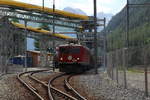 In Spinas steht Ge 4/4 I 605  Silvretta  mit einem Abraumzug, welcher gleich durch den Albulatunnel nach Preda fährt.

Spinas, 15. August 2017 