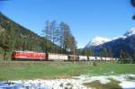 RhB Gterzug 5552 von St.Moritz nach Landquart am 07.10.1999 im Val Bever zwischen Samedan und Spinas mit E-Lok Ge 6/6 II 704 - Haikqy 5163 - Gbkv - 4x Uace - 2x Lbv - A 1251 - Rw.