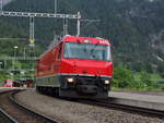 Ge 4/4 III  Susch  verlässt mit einem Regio Express (St.Moritz - Chur) am späten Nachmittag den Bahnhof von Filisur.

Filisur, 14. Juni 2017