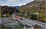 In der Nacht Sa/So wurden in Reichenau-Tamins die Geleise beidseitig an die neue Hinterrheinbrücke angeschlossen.