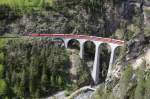 RE 1152 von St. Moritz nach Chur mit Ge 4/4 III 651  Fideris  auf dem Landwasserviadukt bei Filisur. (19.05.2013)