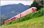 Vierteiliger Allegra 3104 als S1 1515 nach Thusis nach der Verzweigung in Reichenau-Tamins.