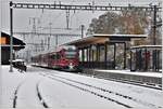 S2 1556 mit ABe 4/16 3102 nach Chur in Felsberg.