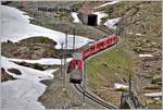 R1644 mit einem Allegra unterhalb der Scala Galerie zwischen Alp Grüm und Ospizio Bernina.