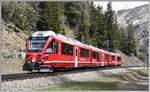 R4632 nach St.Moritz mit ABe 8/12 3511 in der Kreuzungsstation Stablini zwischen Cavaglia und Alp Grüm. (06.05.2020)