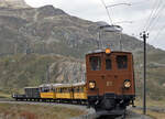 Rhätische Bahn (RhB).
25 Jahre Club 1889.
Zu diesem Jubiläum verkehrten am 2. Oktober 2021 zwei historische Extrazüge der BERNINA BAHN von St. Moritz nach Tirano.
Ge 4/4 81 der Museumsbahn Blonay Chamby (BC), ehemals Bernina Bahn und ABe 4/4 46 mit historischen Wagen zwischen Bernina Lagalb und Ospizio Bernina.
Im September 1918 gastierte das Bernina Krokodil in der Westschweiz bei der BC.
Foto: Walter Ruetsch