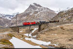 RhB ABe 4/4 II 46 / Alp Bondo, Berninapass, 6. Mai 2022<br>
Private Fotofahrt