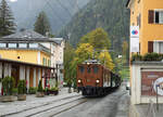 Der letzte Tag der 
„la belle dame der Romandie“
am Bernina.
Impressionen von der ABSCHIEDSTOURNEE DER BB 81 von Le Prese, verewigt bei viel Regen am 9. Oktober 2022.
Am  18. Oktober 2022 wurde die BC Ge 4/4 181, ehemals RhB, bei herrlichem Wetter in Vevey abgeladen. Anschliessend soll sie in eigener Kraft nach Chaulin gefahren sein.
Foto: Walter Ruetsch 