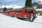 ABe 4/4 II 49 und Abe 4/4 II 47 fahren am 27.2.10 von Punt Muragl Richtung Pontesina.