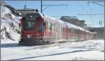 R1640 mit ABe 8/12 3513 erreicht Ospizio Bernina 2253m.(08.12.2011)