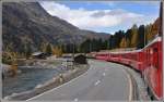 R1629 mit den ABe 4/4 III 52  Brusio  und 53  Tirano  bringt neben Passagieren auch drei leere Zisternenwagen zurück an die italienische Grenze in Campocologno. (08.10.2015)