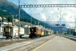 RhB EXTRAZUG fr RHTIA INCOMING 3246 von Zuoz nach St.Moritz am 09.09.1994 Einfahrt Samedan mit Oldtimer-E-Lok Ge 4/6 353 - B 2091 - B 2060 - A 1102 - B 2096 - WRS 3821.