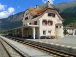 Blick auf das Bahnhofsgebäude von Zernez am 21.7.2015