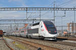 TGV Lyria 4404, durchfährt den Bahnhof Muttenz. Die Aufnahme stammt vom 04.03.2017.