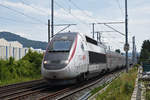 TGV Lyria 4417 fährt Richtung Bahnhof Lausen.